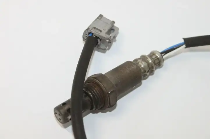 Toyota Corolla Verso E121 (2004 - 2007) 8946513040 Лямбда-зонд — фото 2