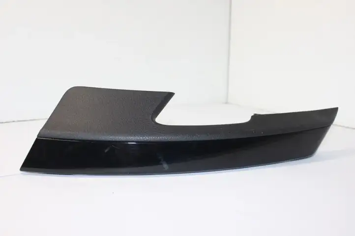 Toyota Auris E180 (2012 - 2018) 7664702020 Прочая отделка передней двери — фото 3