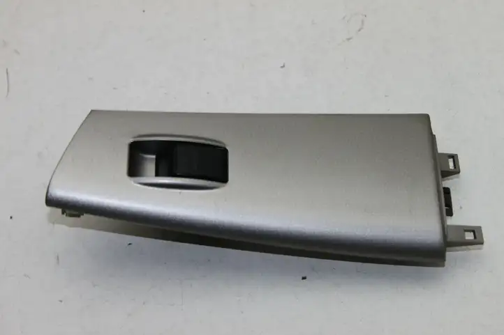 Toyota Corolla Verso E121 (2004 - 2007) 8480102341BQ Блок кнопок стеклоподъемников — фото 1