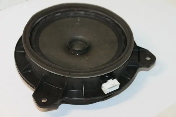 Toyota Yaris (2005 - 2009) 861600D190 Динамики задних дверей — фото 2