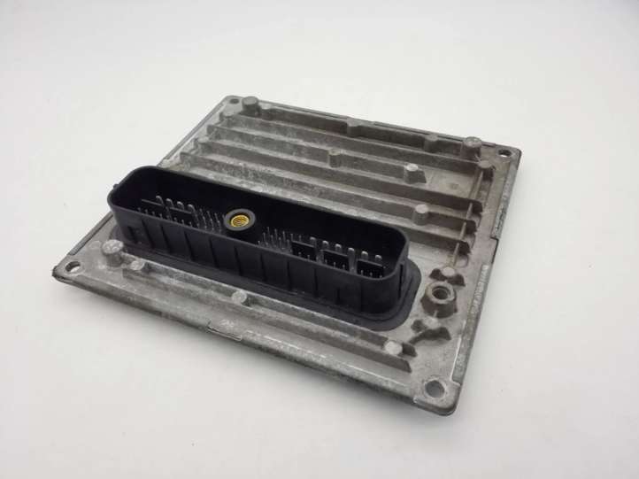 4M5112A650HF Ford Focus Galios (ECU) modulis