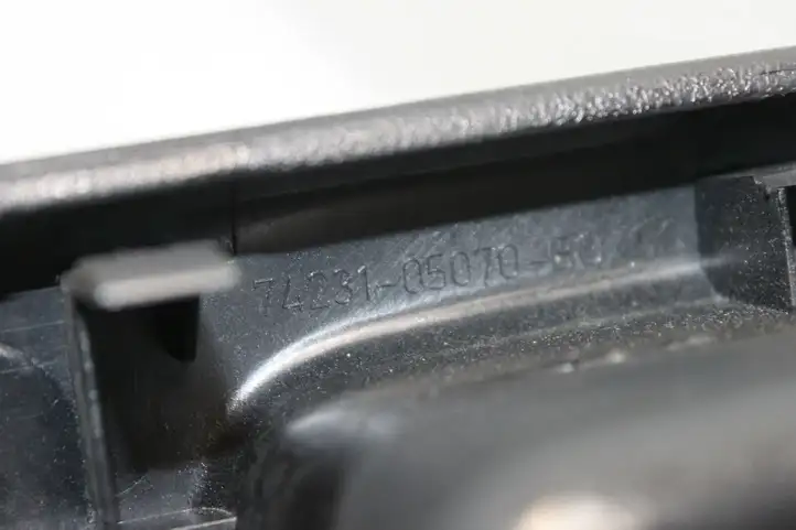 Toyota Avensis T220 (2000 - 2003) 7423105070 Блок кнопок стеклоподъемников — фото 5