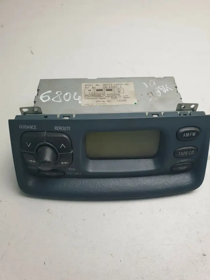 Toyota Yaris (2003 - 2005) 8611052020H0 Магнитола / мультимедийная система — фото 1