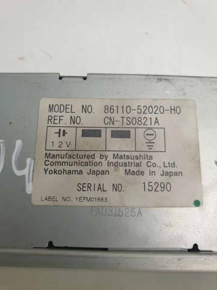 Toyota Yaris (2003 - 2005) 8611052020H0 Магнитола / мультимедийная система — фото 3