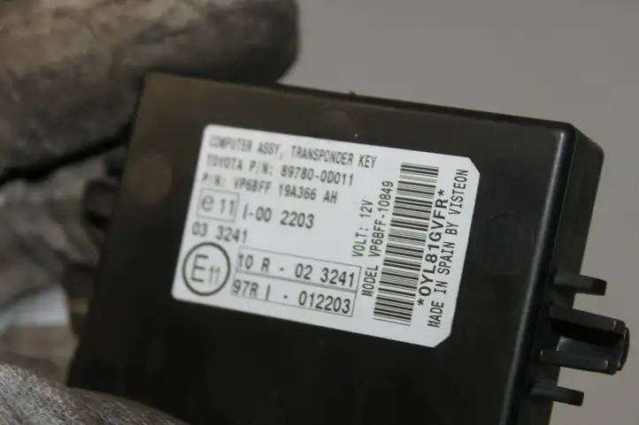 Toyota Yaris (2005 - 2009) 897800D011 Прочие блоки управления — фото 3