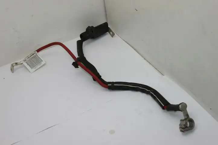 Audi A3/S3 8V (2012 - 2016) 5Q0971228A Плюсовой провод аккумулятора — фото 1