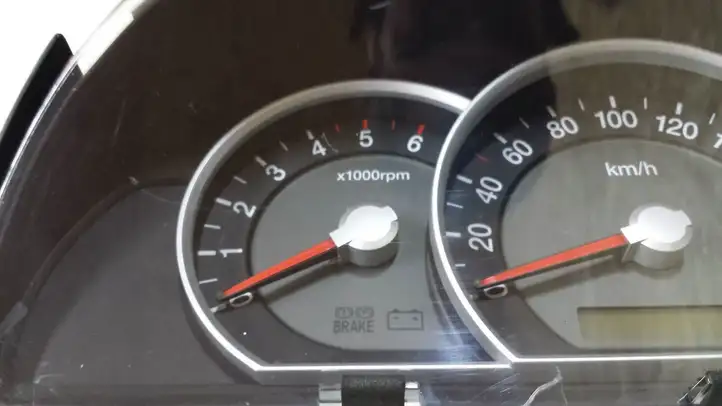 Kia Sorento (2006 - 2009)  940133E190 Спидометр (приборный щиток)