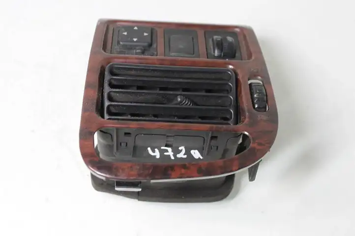 Toyota Avensis T220 (2000 - 2003) 5568605030 Блок кнопок на панели — фото 6