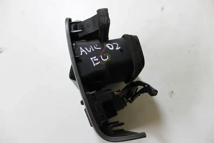 Toyota Avensis T220 (2000 - 2003) 5568605030 Боковой воздушный дефлектор — фото 4