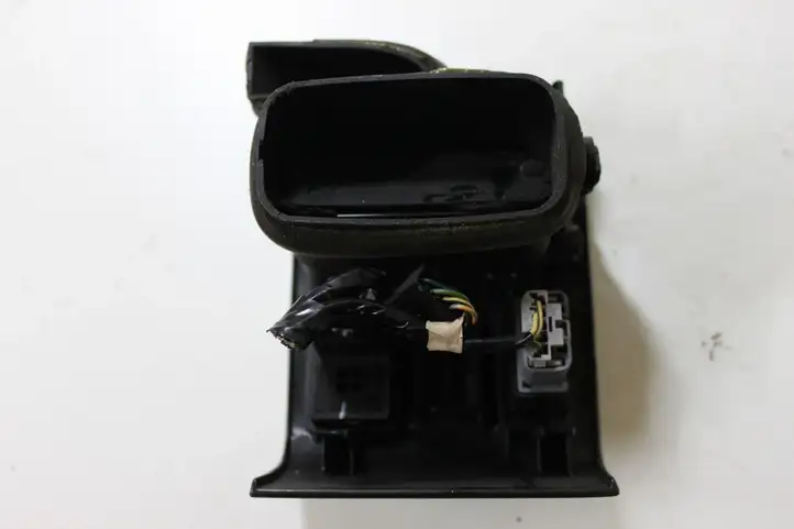 Toyota Avensis T220 (2000 - 2003) 5568605030 Боковой воздушный дефлектор — фото 5