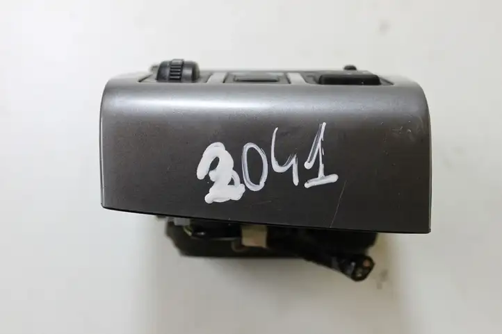 Toyota Avensis T220 (2000 - 2003) 5568605030 Боковой воздушный дефлектор — фото 7