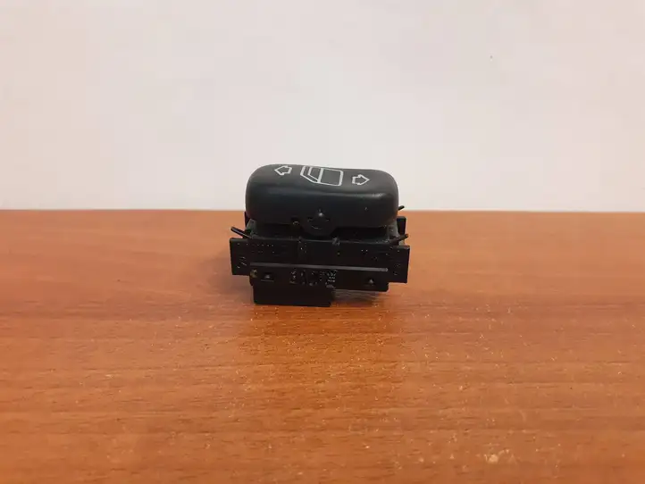 Mercedes-Benz E W210 (1995 - 2002) 2108208210 Блок кнопок стеклоподъемников — фото 1
