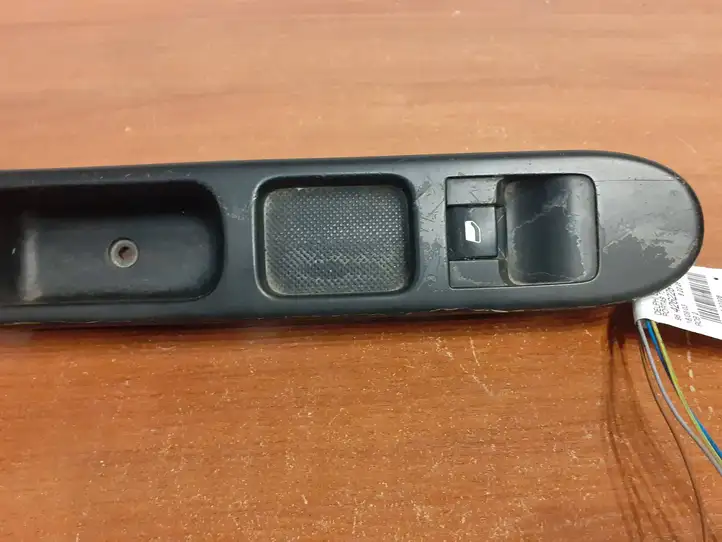 Peugeot 307 CC (2001 - 2005) 96351625XT Блок кнопок стеклоподъемников — фото 10