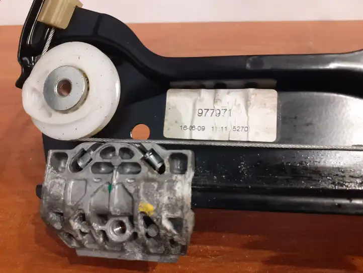 BMW 5 E60 E61 (2004 - 2010) 7184741 Электростеклоподъемник передний (комплект) — фото 11