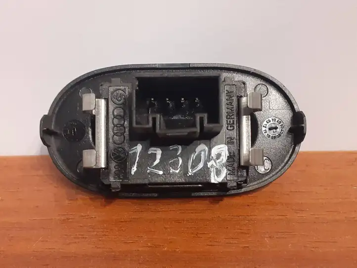 Volkswagen PASSAT B6 (2005 - 2010)  3C0907539A Световой датчик