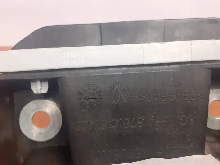 Volkswagen PASSAT B8 (2015 - ) 3G0864870C Прочие детали салона — фото 3