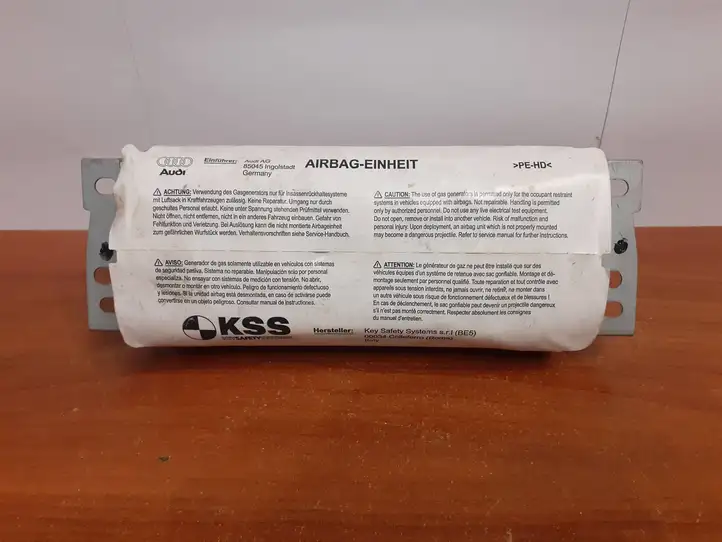 Audi A5 (2011 - 2016)  BE5GK6XH7A Подушка безопастности пассажира