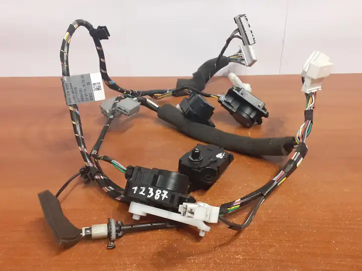 Nissan Qashqai (2017 - 2020) 240404EA0B Прочая электропроводка — фото 11