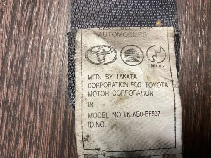 Toyota Corolla Verso E121 (2001 - 2004) 7336013340 Задний ремень безопасности — фото 4
