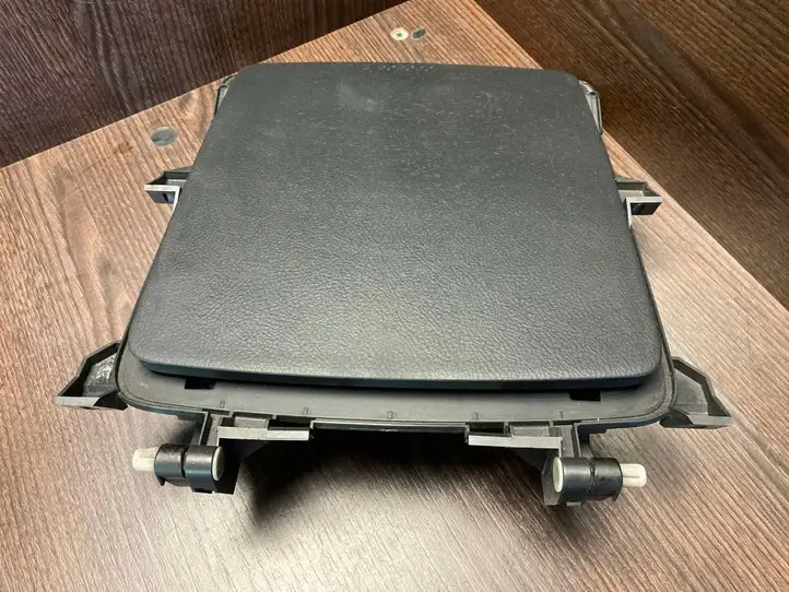Toyota Corolla Verso E121 (2001 - 2004) 5544013010 Вещевой ящик — фото 3