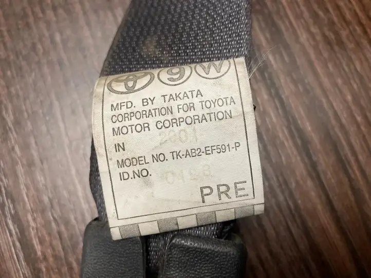 Toyota Avensis Verso (1995 - 2001) 7321044120 Передний ремень безопасности — фото 3