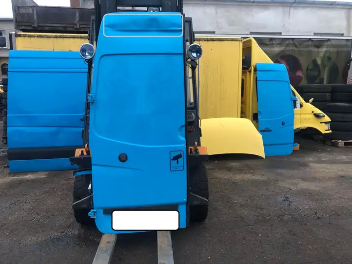 Mercedes-Benz Sprinter W906 (2006 - 2018) 9067400905 Задняя дверь — фото 1