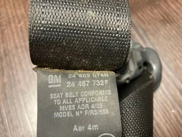 Opel Vectra (2002 - 2005)  24469074N Задний ремень безопасности