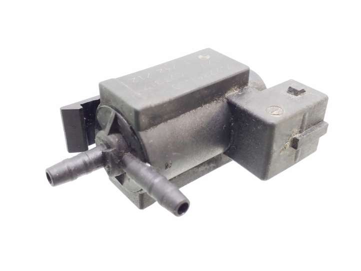 72234100 BMW 5 E39 Solenoidinis vožtuvas