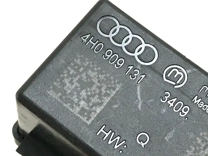 Audi A7 S7 4G (2010 - 2014) 4H0909131 Реле стартера — фото 3