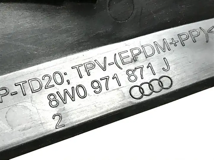 Audi A4 S4 B9 (2015 - 2019) 8W0971871J Прочие внешние детали — фото 3