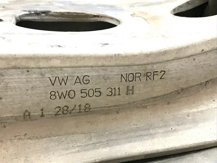 Audi A4 S4 B9 (2015 - 2019) 8W0505311H Вилка подвески — фото 2