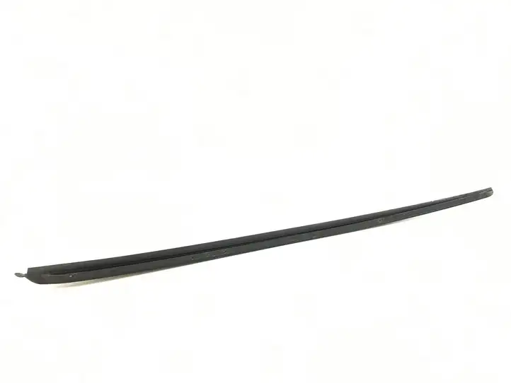 Audi A4 S4 B8 8K (2007 - 2011) 8K0854328 Накладка стоек лобового стекла — фото 2