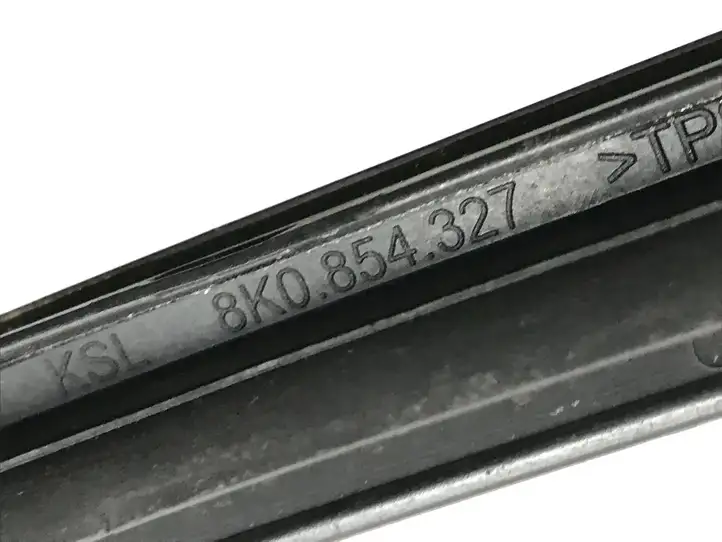 Audi A4 S4 B8 8K (2007 - 2011) 8K0854327 Накладка стоек лобового стекла — фото 3
