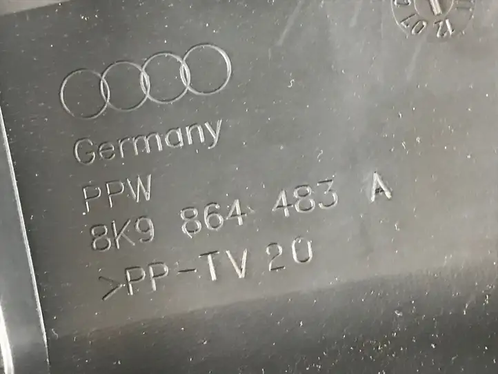 Audi A4 S4 B8 8K (2007 - 2011) 8K9864483A Отделка порога багажника — фото 4