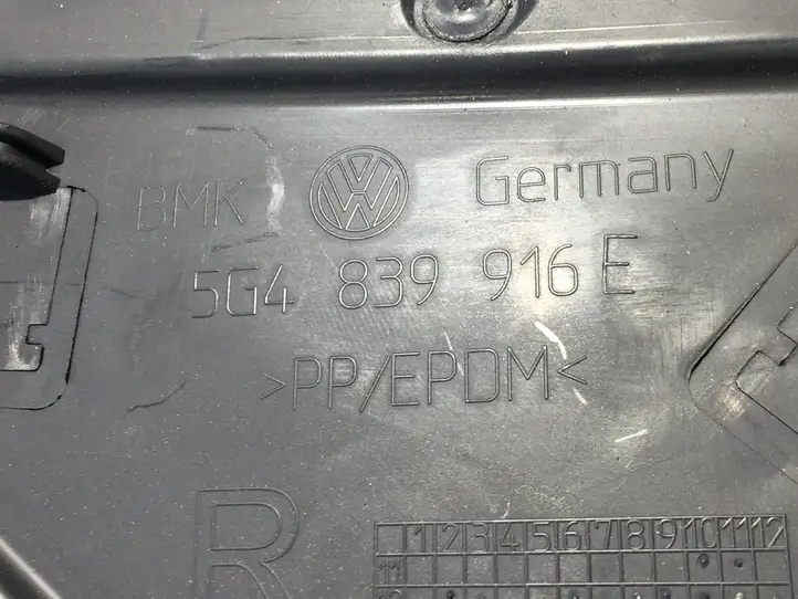 Volkswagen Golf VII (2013 - 2019) 5G4839916E Прочая отделка задней двери — фото 3