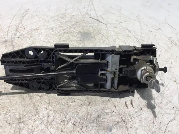 Volkswagen Golf VII (2013 - 2019) 5N0837017D Наружная ручка двери — фото 4