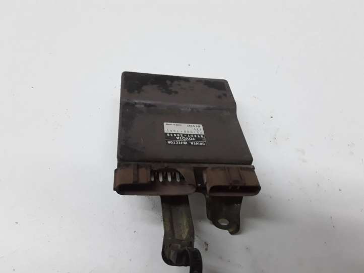 Toyota Avensis Verso (2001 - 2004)  8987120030 Блок управления топливных форсунок