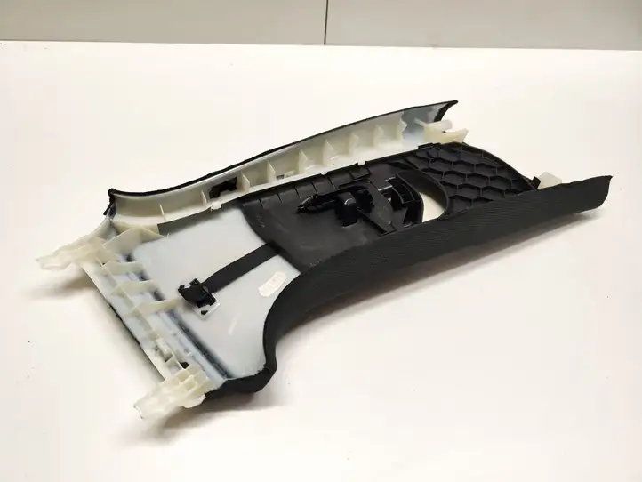 Audi A4 S4 B9 (2015 - 2019) 8W0867243E Верхняя обшивка стойки B — фото 2