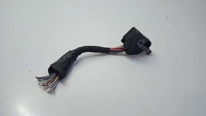 Jeep Grand Cherokee (2010 - 2021) 13673600 Прочая электропроводка — фото 1