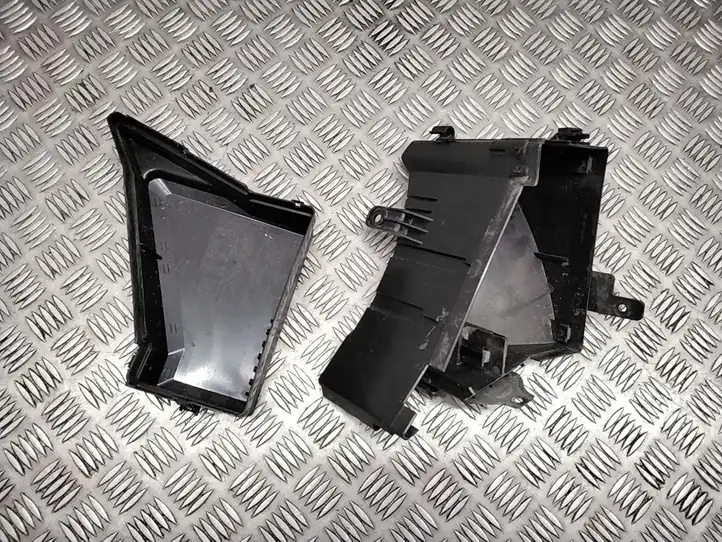 Subaru Forester SH (2008 - 2013) Крышка ящика предохранителей — фото 5