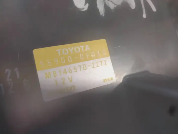 Toyota Corolla Verso AR10 (2004 - 2009) 559000F030 Блок управления климат-контролем — фото 4