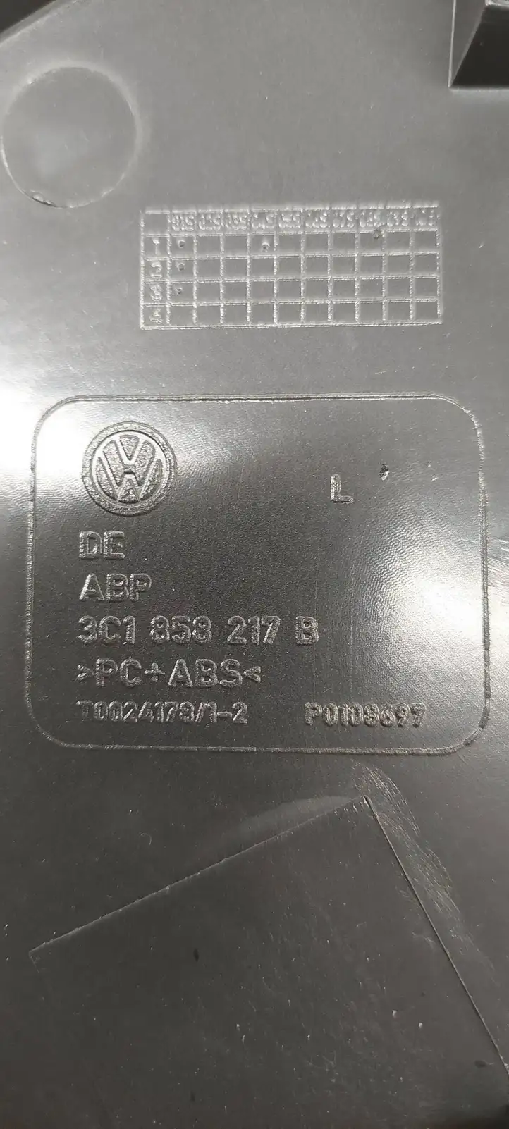 Volkswagen PASSAT B6 (2005 - 2010) 3C1858217B Боковая отделка панели приборов — фото 4