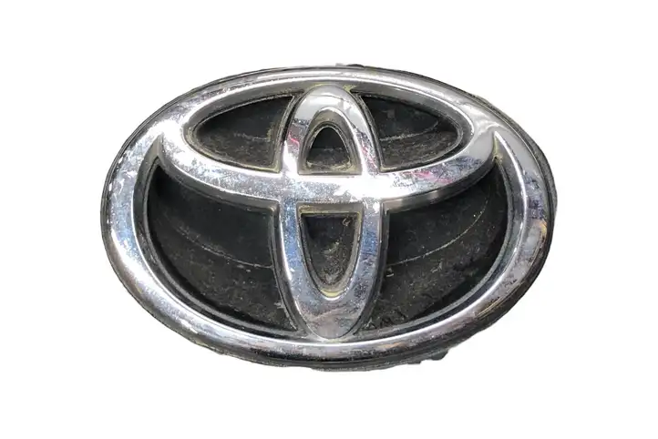 Toyota Corolla E120 E130 (2004 - 2007) 5311402010 Передняя решетка — фото 7