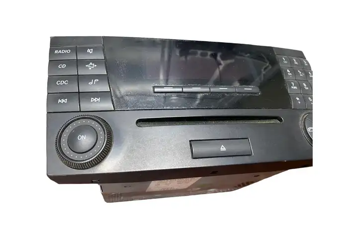 Mercedes-Benz E W211 (2002 - 2009) A2118209789 Магнитола / мультимедийная система — фото 2