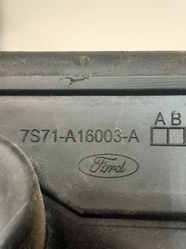Ford Mondeo MK IV (2007 - 2014) 7S71A16003A Молдинг крыла — фото 3