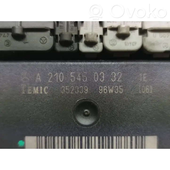 Volkswagen PASSAT B6 (2005 - 2010) A2105450332 Реле вентилятора охлаждения — фото 6