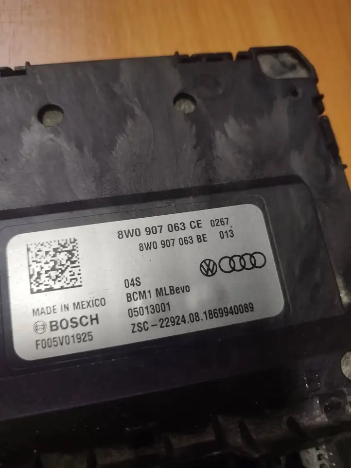 Audi A4 S4 B8 8K (2007 - 2011) 8W0907063CE Модуль комфорта — фото 3