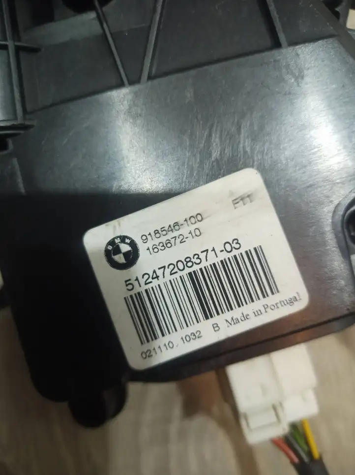 BMW 5 F10 F11 (2009 - 2016) 51247208371 Замок крышки багажника — фото 4