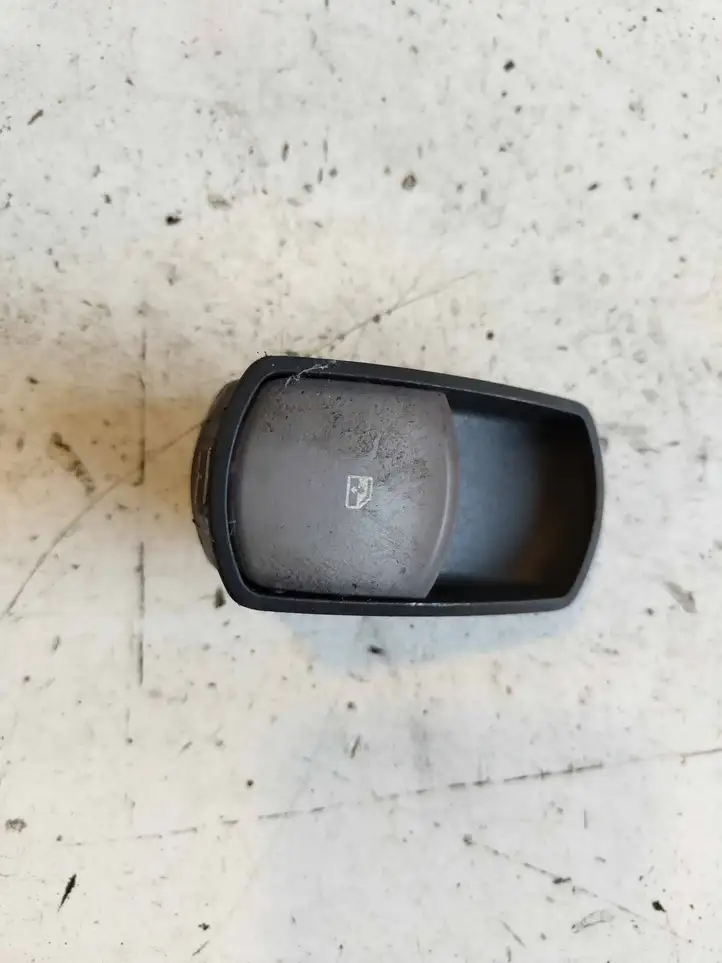 Opel Corsa D (2006 - 2010) 13206806RT Кнопка стеклоподъемников — фото 1