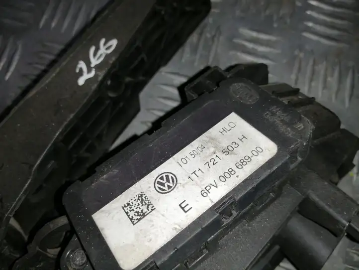 Volkswagen Touran I (2003 - 2010) 1T1721503H Педаль акселератора — фото 4